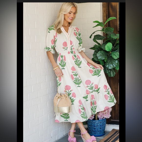 Umgee White Maxi Dress with Pink Floral Print - Picture 2 of 12